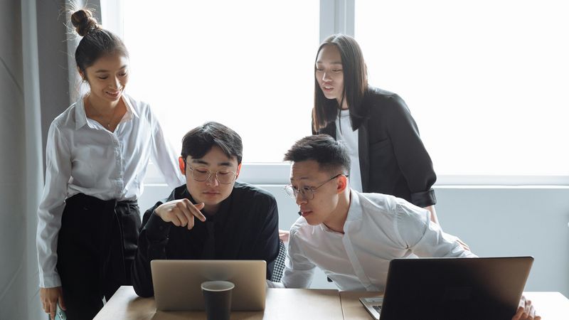 Productized service vs Dedicated team. which one you should choose?